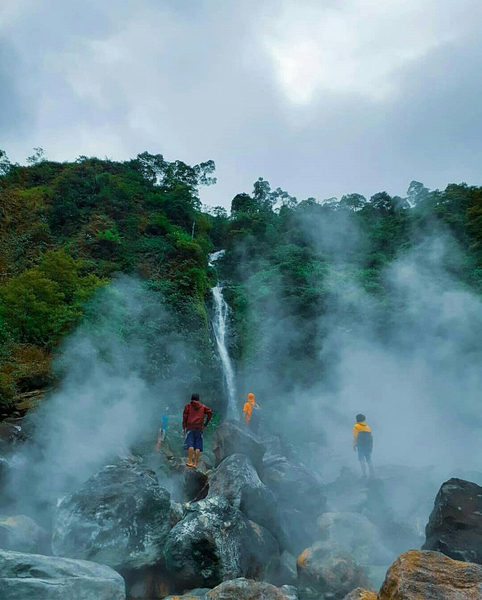 Trekking Curug Cikawah By Campa u8uctOzz