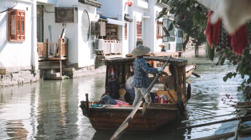 Suzhou City Highlights Day Tour|Humble Administrator's Garden, Tiger Hill, Lion Grove, Hanshan Temple Day Tours CyYB30Zn