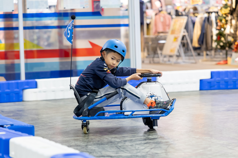 Indoor Drifting Experience in Fukuoka – Mobility Square WwR9Vdvg