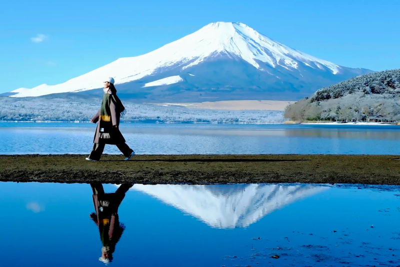 Mount Fuji Photo Spots One-Day Tour - Lake Yamanaka Hirano Beach & Arakurayama Sengen Park & Oshino Hakkai & Oishi Park & Hikawa Clock Shop (Departing from Tokyo/Shinjuku) 16ylN8FR