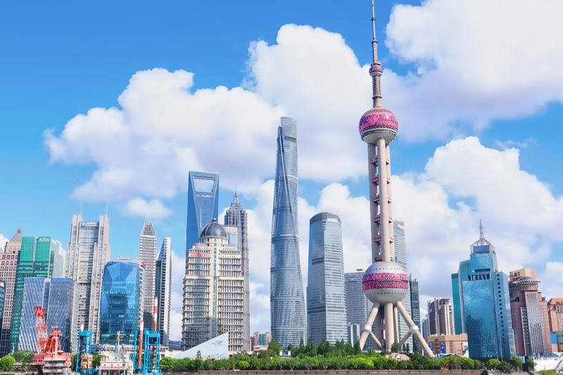 Shanghai Oriental Pearl TV Tower + City God Temple + Huangpu River Cruise + The Bund One-Day Tour xh3UU2P5