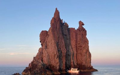 Panarea and Stromboli by night day tour from Lipari fFUM7FYU