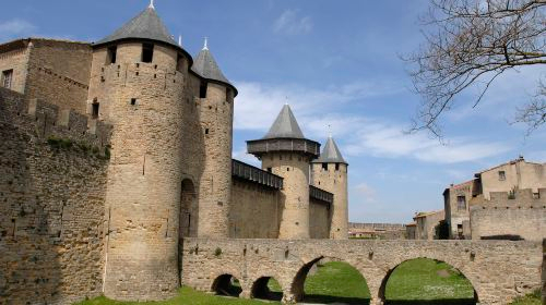 The Castle and Ramparts of the City of Carcassonne oGZMd8GG