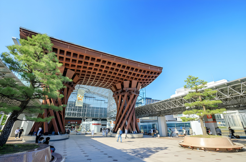 Kanazawa: Private Custom Tour with Local Guide 3uusvsl4