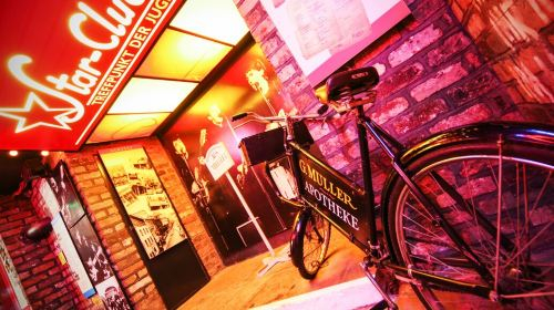 The Beatles Story Museum, Liverpool DMVB2lWF