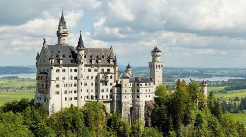 1-Day Tour to Neuschwanstein Castle from Munich, Germany (Optional Small Group/Chinese-Speaking Driver/Joinable or Private Tour Available) 1tcLxQbM
