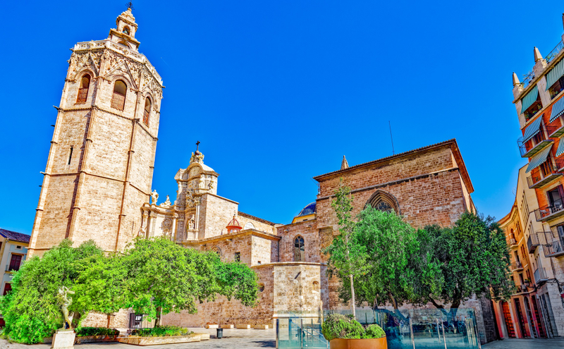 Valencia Cathedral & Holy Grail Tour with English-Speaking Guide & Fast Track Entry Bo55K9Hm