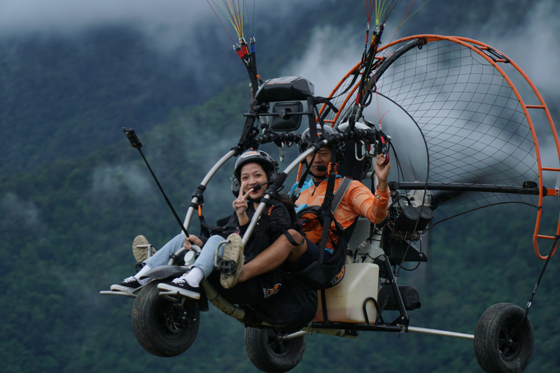 Paramotor Paragliding Experience in Mu Cang Chai Ox6jmYPZ