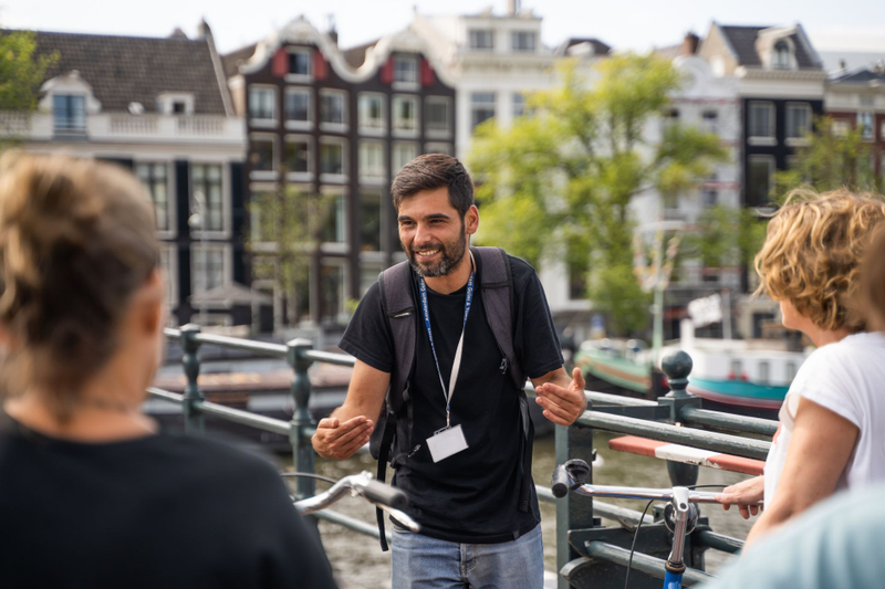 Amsterdam Small-Group Walking Tour MErDAIhF