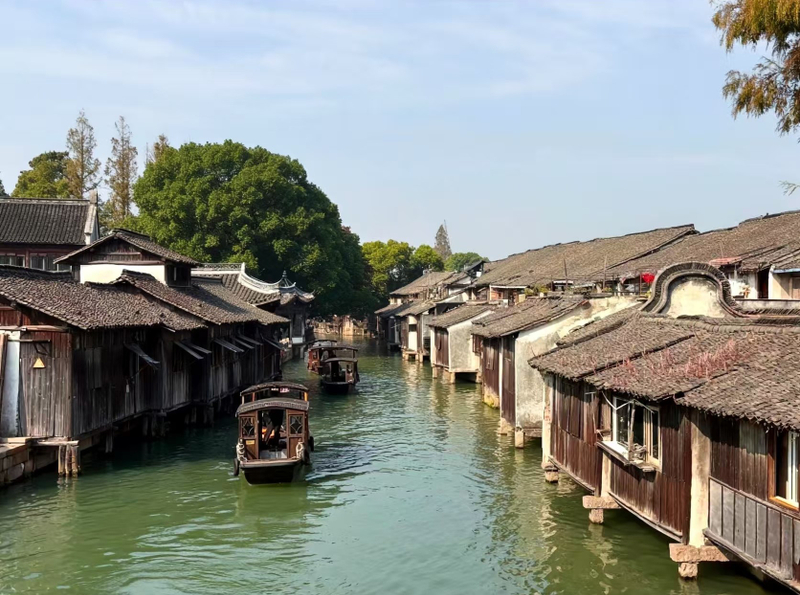 Roaming Jiangnan: Wuzhen Day and Night Twin Views + Hangzhou West Lake Songcheng Two-Day Tour WciKrw73