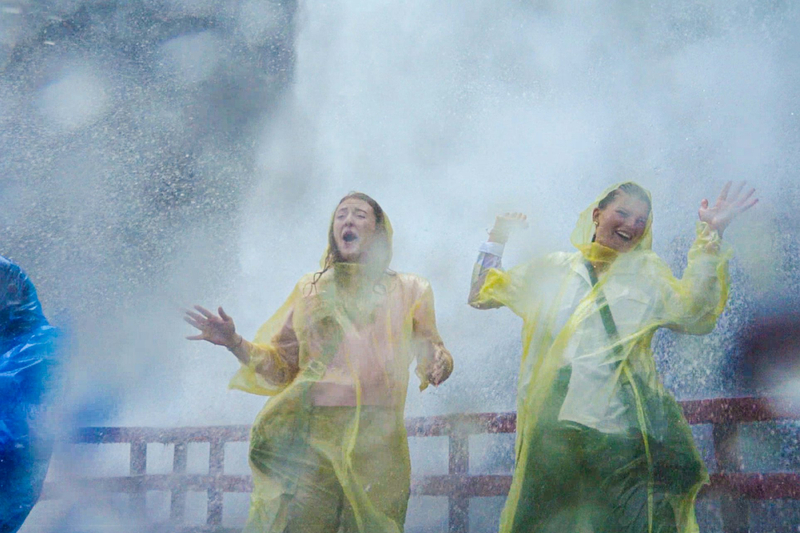 Niagara Falls US: Maid of the Mist Cruise + Cave of the Winds + Small Group Tour MimnHQFz
