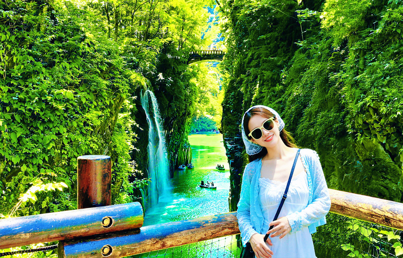 Kyushu Miyazaki Mythical Secret Realm: Takachiho Gorge (optional boating)・Amanoiwato Shrine・Kamishikimi Kumanoza Shrine (includes Japanese sweets & shuttle bus) Pf0L2CDk