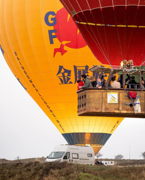 Cappadocia with Rainbow Balloons: Göreme Sunrise Balloon Tour vRqf2oJj