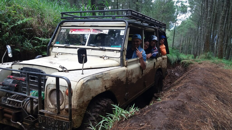 Fun Offroad Cikole Lembang Bandung – Land Rover Adventure OtMMUKNy