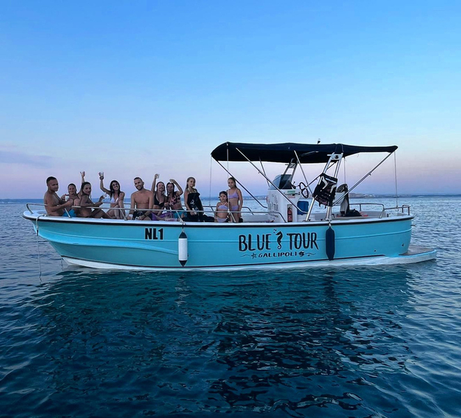 Gallipoli: Boat tour with aperitif, snorkeling, music and SUP ApkYujbR