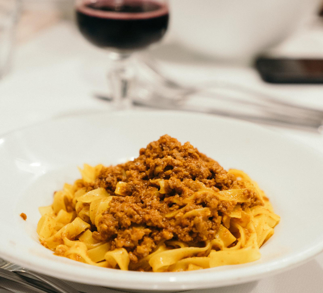 Bologna: Walking Food Tour with a Local Guide gZ5nU8JO