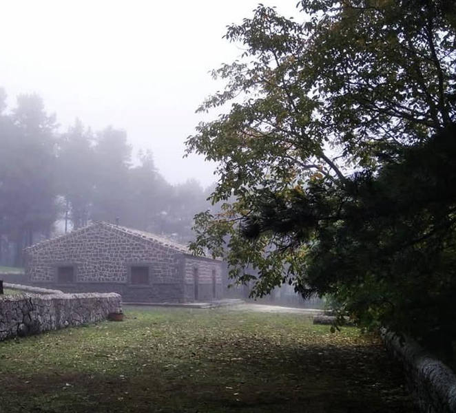 Buccheri (Syracuse): Urban Trekking, Trekking in the woods naIKZQqf