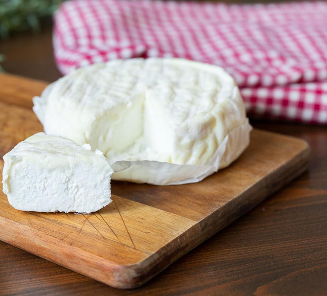 The cheeses and goats of the Roero. ESwxvUcP
