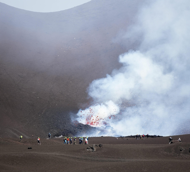 Etna: Guided Summit Hiking Tour up to 3400m, Optional Pickup jB1LgMsU