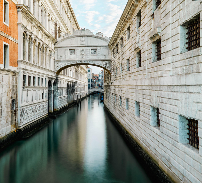 Doge's Palace, Bridge of Sighs & Prison Skip-the-Line Tour rzxa3G2L