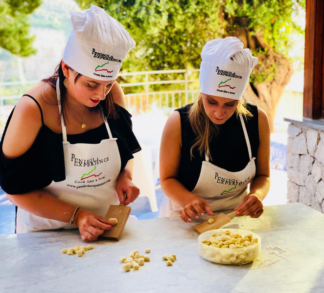 Sorrento: Authentic & Fun Cooking Class in a sea view Villa DLGoA1As