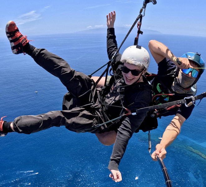 Costa Adeje: Tandem Paragliding Flight with Pickup ZvurZppi