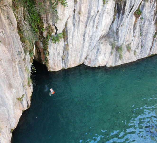 From Valencia: Hot Springs + Waterfalls + Surprise Stop YUPxbSWb