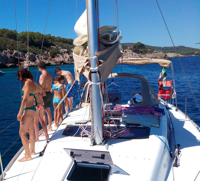 Alghero: Daily Sailing Experience with lunch onboard X4IQ75Ck