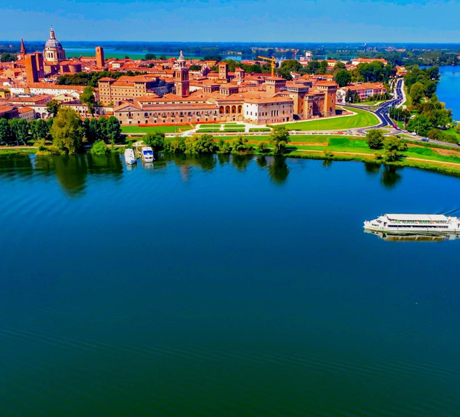 Mantua: Sightseeing Cruise with Guide, Natural Oasis and Water Lift HX8cTC8E