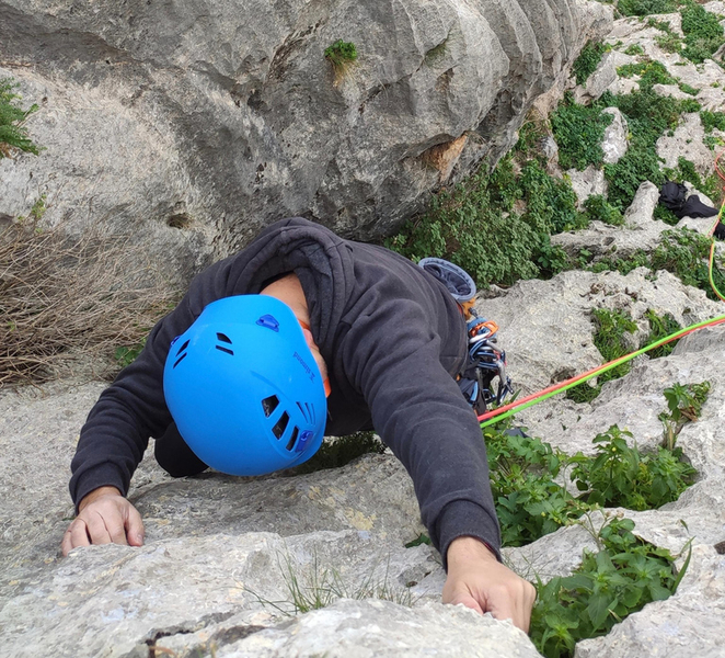 Climbing Course in Picos de Europa: Learn to Climb in La Hermida FID97r9w