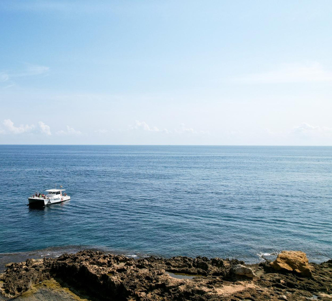 Calpe: Boat Tour with Sunset Option & DJ SNuXexL8