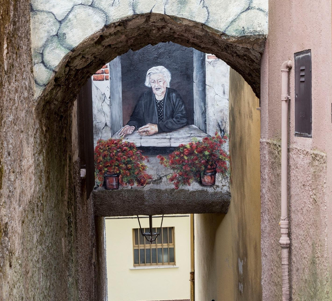Urban Trekking - a tour of the murals in Laino Borgo MDZgx3kR
