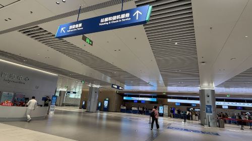 One-way/round-trip high-speed ferry tickets with direct baggage check-in from Zhongshan Port (New Zhongshan Passenger Port) to Hong Kong Airport SkyPier and back to Zhongshan Port Transport Passes v3XlSWjt