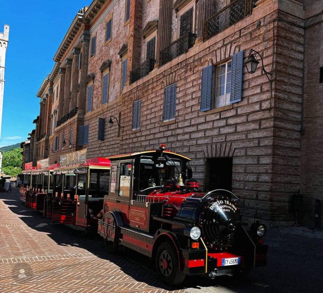 Gubbio: Panoramic Train Tour with Audio Guide FvALQEkj