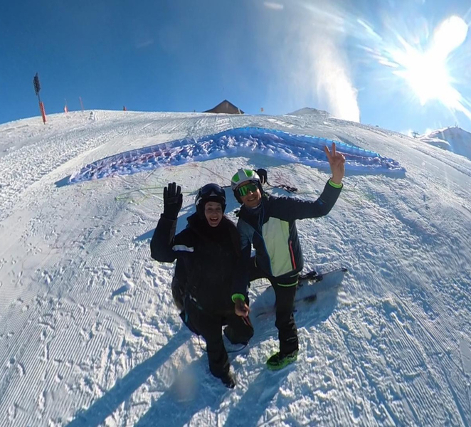 Livigno: Tandem Paragliding Flight over the Lombardy Alps M620BJdV