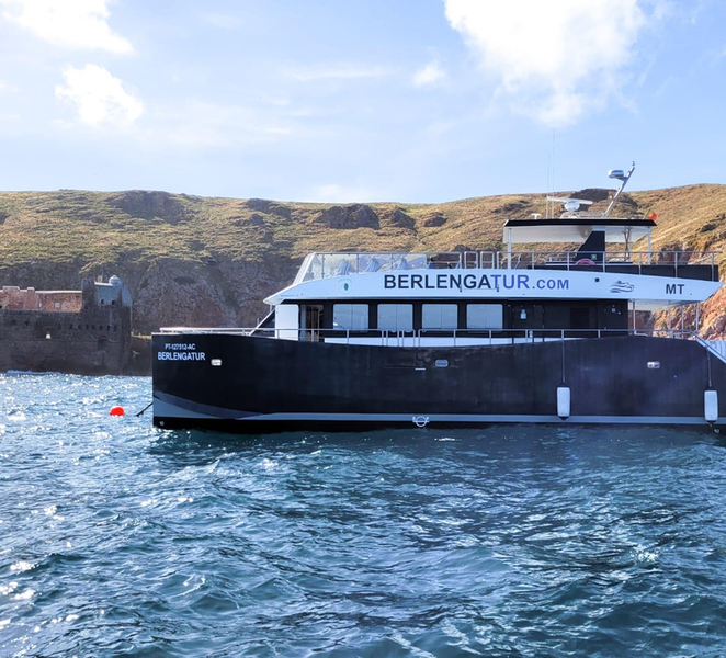 Peniche: Tour to Berlengas Island with Island Stop JNjBjT50