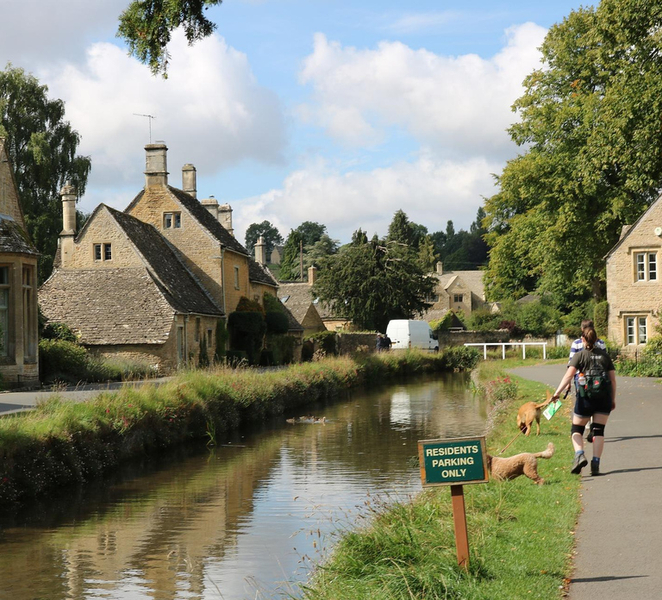 From London: Full-Day Cotswolds Villages Group Tour ss9dMqyx
