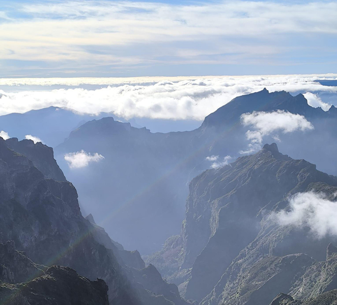 Madeira: Half-Day Pico Areeiro Jeep Tour dvhKVate