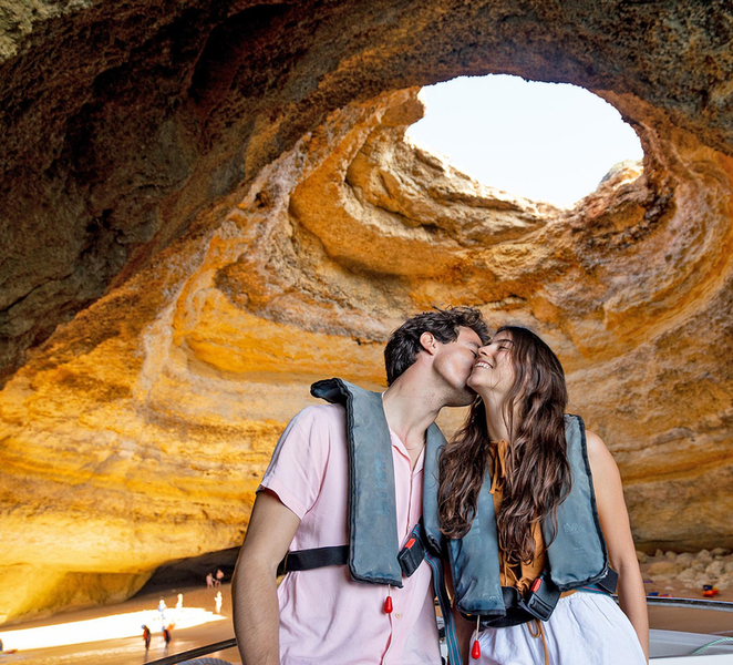 Armação de Pêra: Benagil Caves and Secret Beaches Boat Trip QHQeBUvH