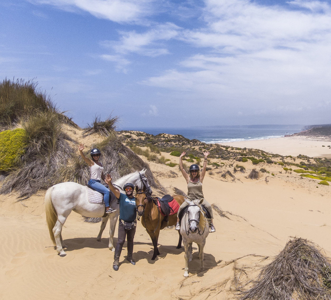 Algarve: 1-Hour Carrapateira Horseback Riding Tour Yb1s53yK