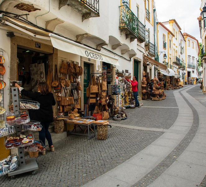 Évora: Best-Value Walking Tour with Audio Guide 6mKwAyYC