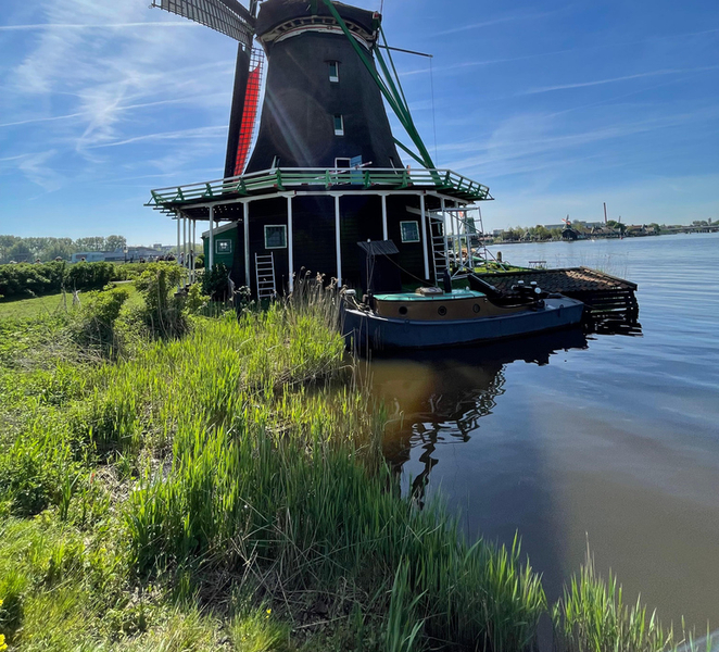 Dutch Countryside: , windmills, Villages, Cheese & Clogs DbzP5Bb5