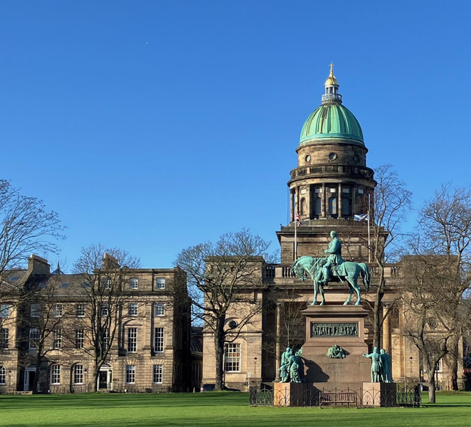 Edinburgh: Walk Dean Village, New Town & Royal Botanics nGPy9u5P