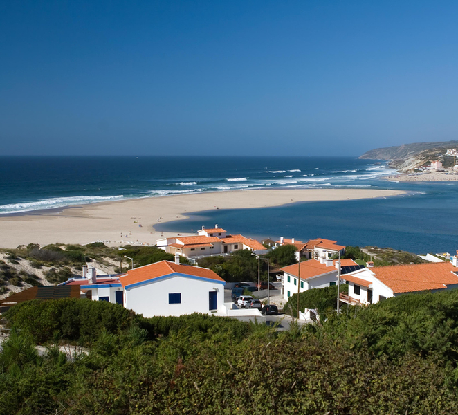 Lisbon: Nazare, Obidos & Sao Martinho on comfortable Van pPTpJTQ7
