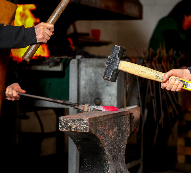Bakewell: Blacksmithing Group Day Experience 8K1ApbZk