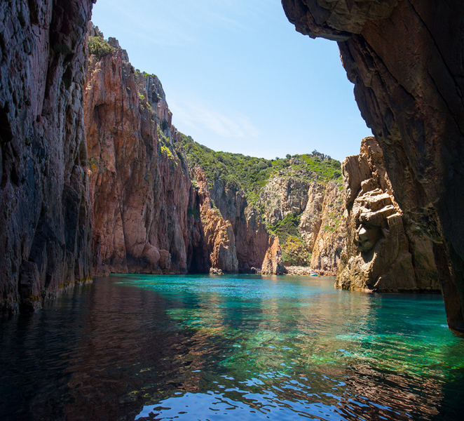 From Sagone/Cargèse: Piana, Scandola, Girolata Boat Tour mMKOd36J