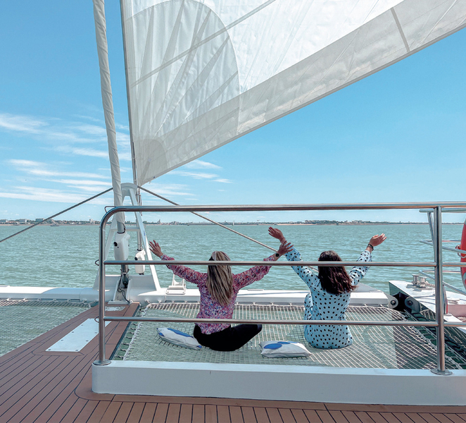 La Rochelle : Catamaran Tour rZOLSHbx