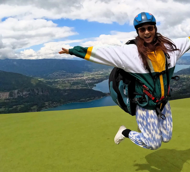 Annecy: Relaxing Discovery Paragliding flight ATr5g0Ai