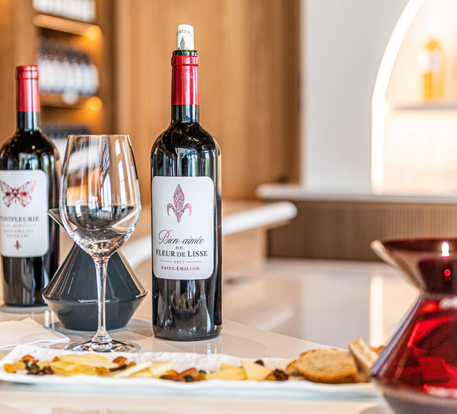 Saint-Emilion: Vineyard tour, wines, cheeses and olive oil bhyy5yiS
