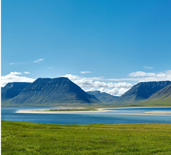 Ísafjörður: Flateyri Village tour: Local Culture & History wM98gxsA